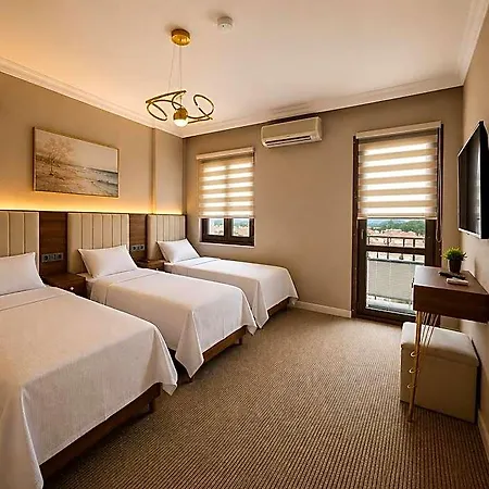 Hotel Blue Golden Sea *